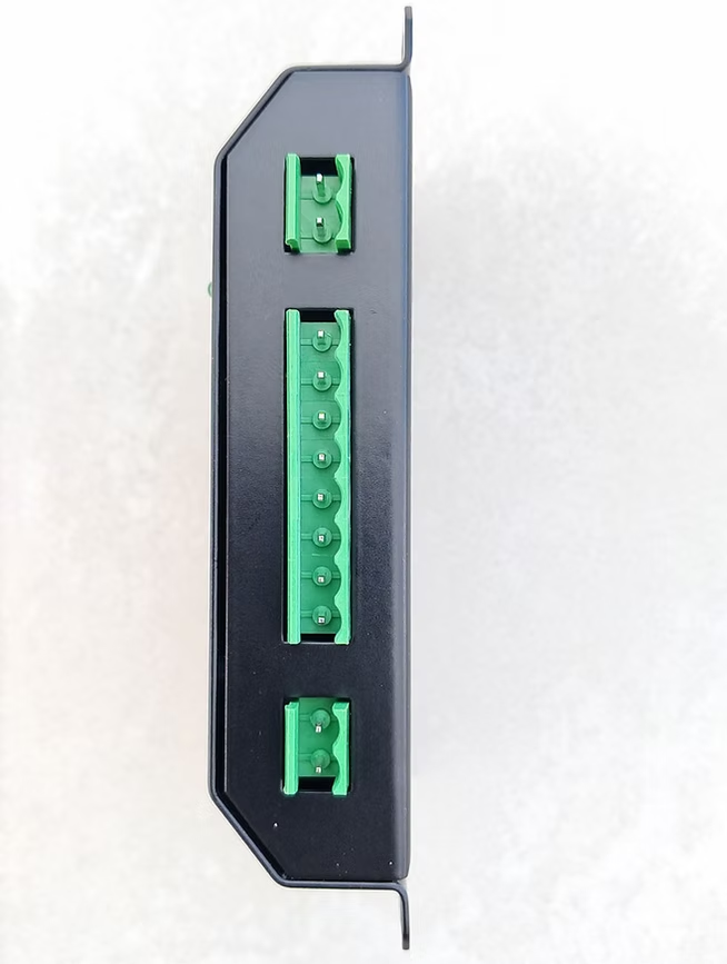 Interface ECM - Visão Lateral com conectores