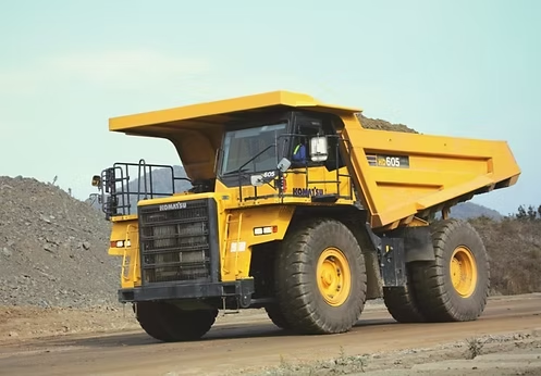 Caminhão fora de estrada Komatsu para mineração